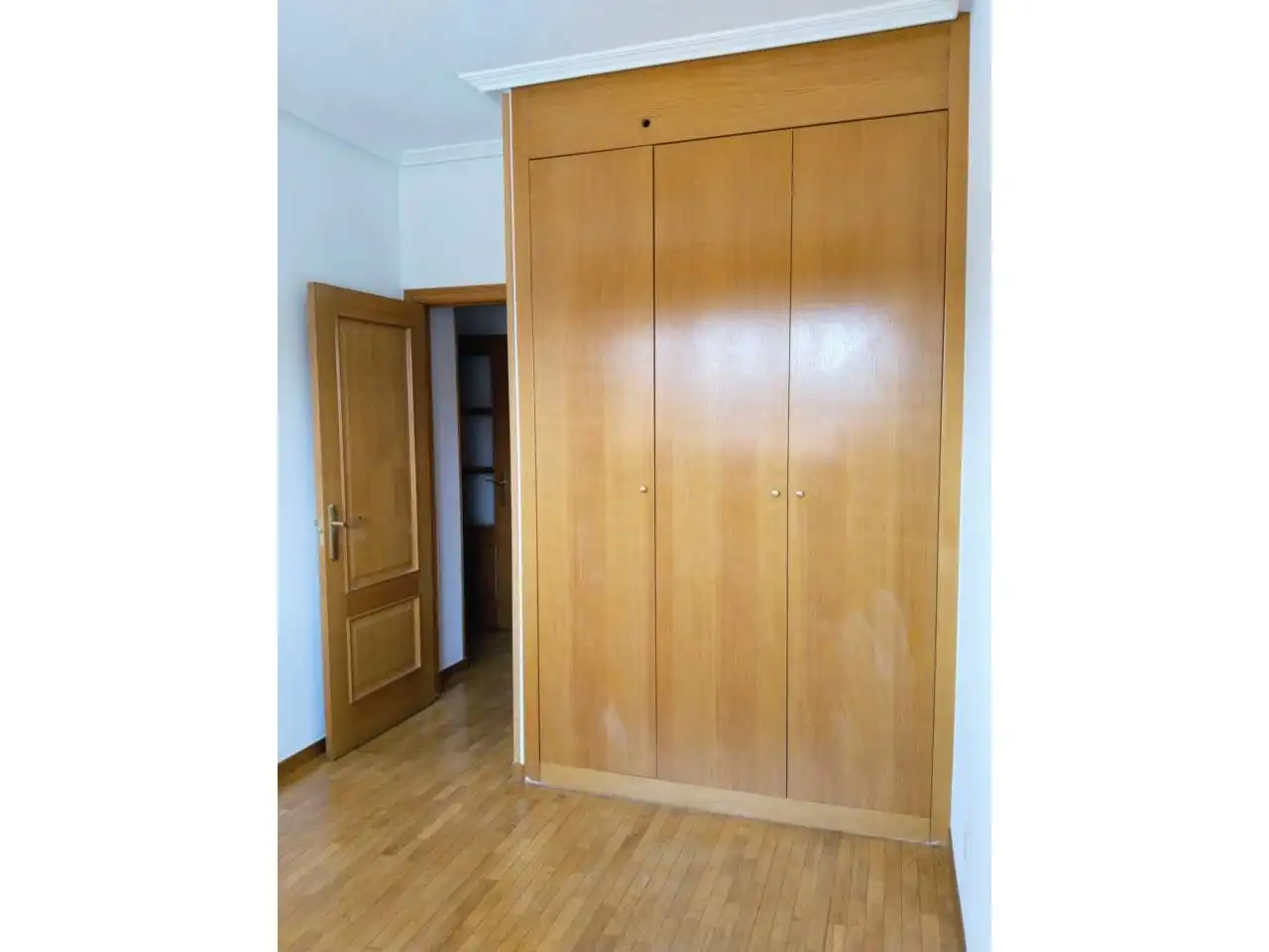 Habitación de Piso en venta en Burgos con Calefacción y Amueblado
