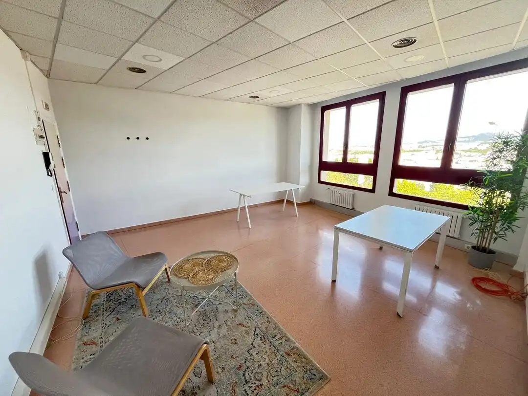 Office for rent in Barañáin / Barañain