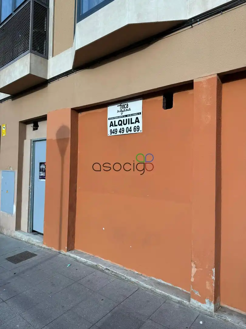 Local comercial de lloguer a Del Concejo, imagen 25