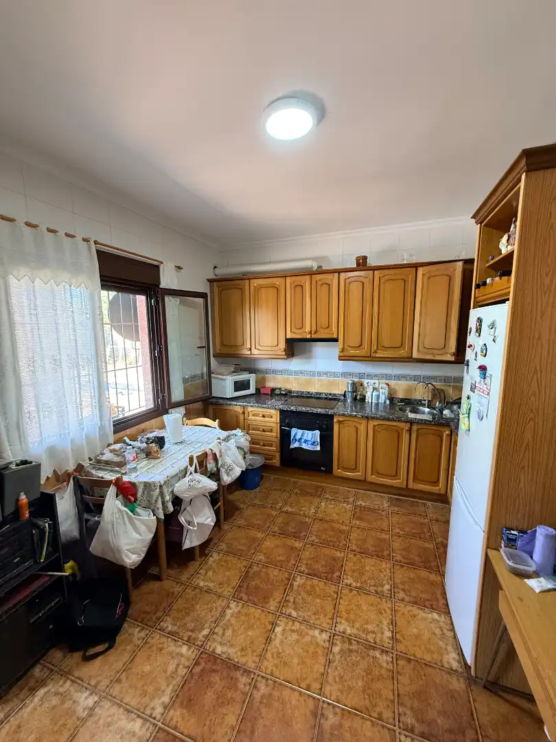 Cuina de Finca rústica en venda en Tomelloso amb Jardí privat, Piscina i Moblat
