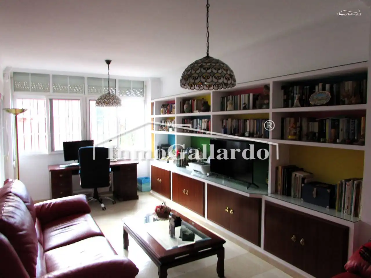 Sala de estar de Casa o chalet en venta en Rincón de la Victoria con Aire acondicionado, Calefacción y Jardín privado