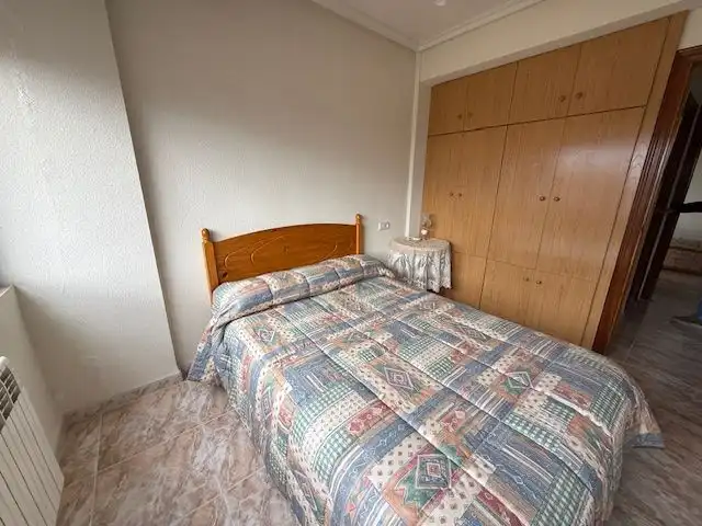 Habitación de Piso en venta en Peñaranda de Bracamonte con Calefacción y Amueblado