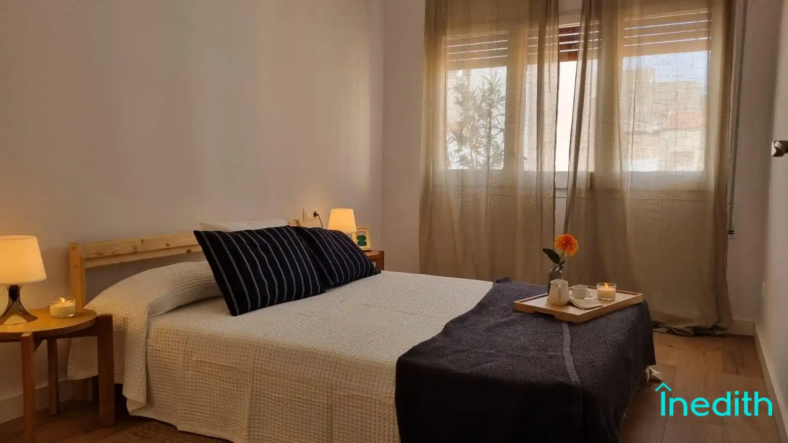 Habitación de Piso en venta en El Prat de Llobregat con Calefacción, Parquet y Terraza