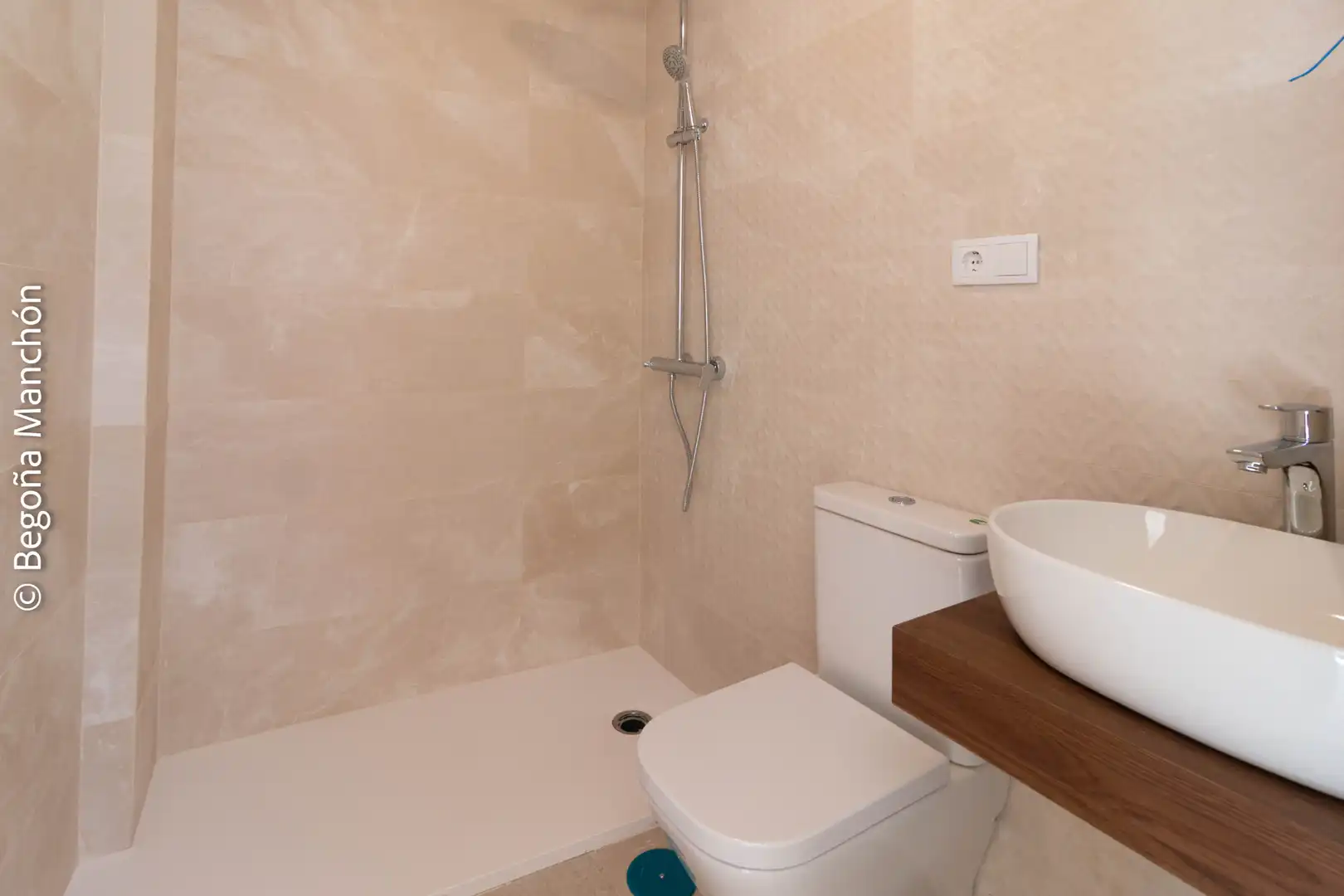 Bathroom of Attic for sale in Cádiz  with Terrace