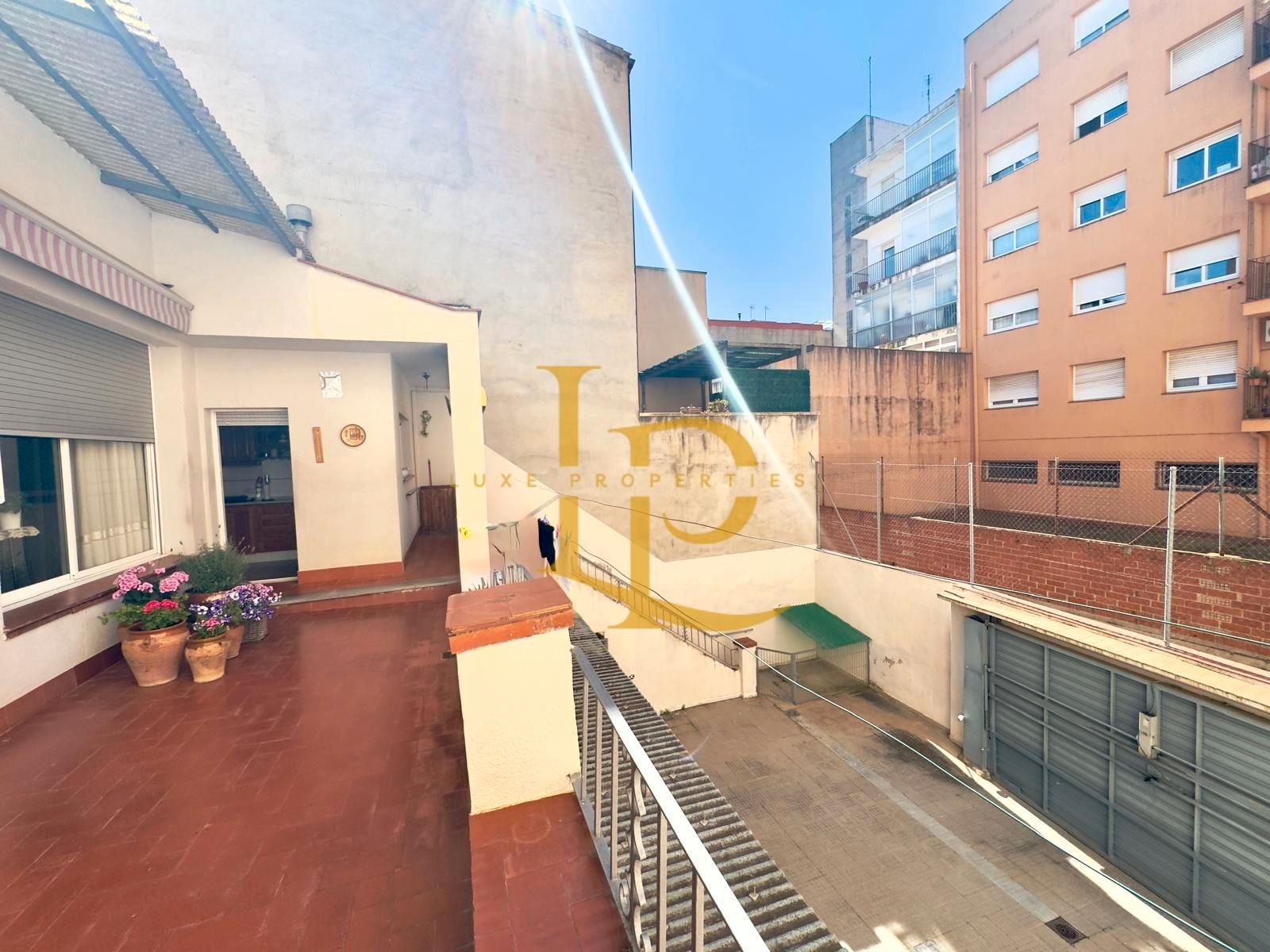 Terrace of Single-family semi-detached for sale in Terrassa  with Air Conditioner, Heating and Private garden