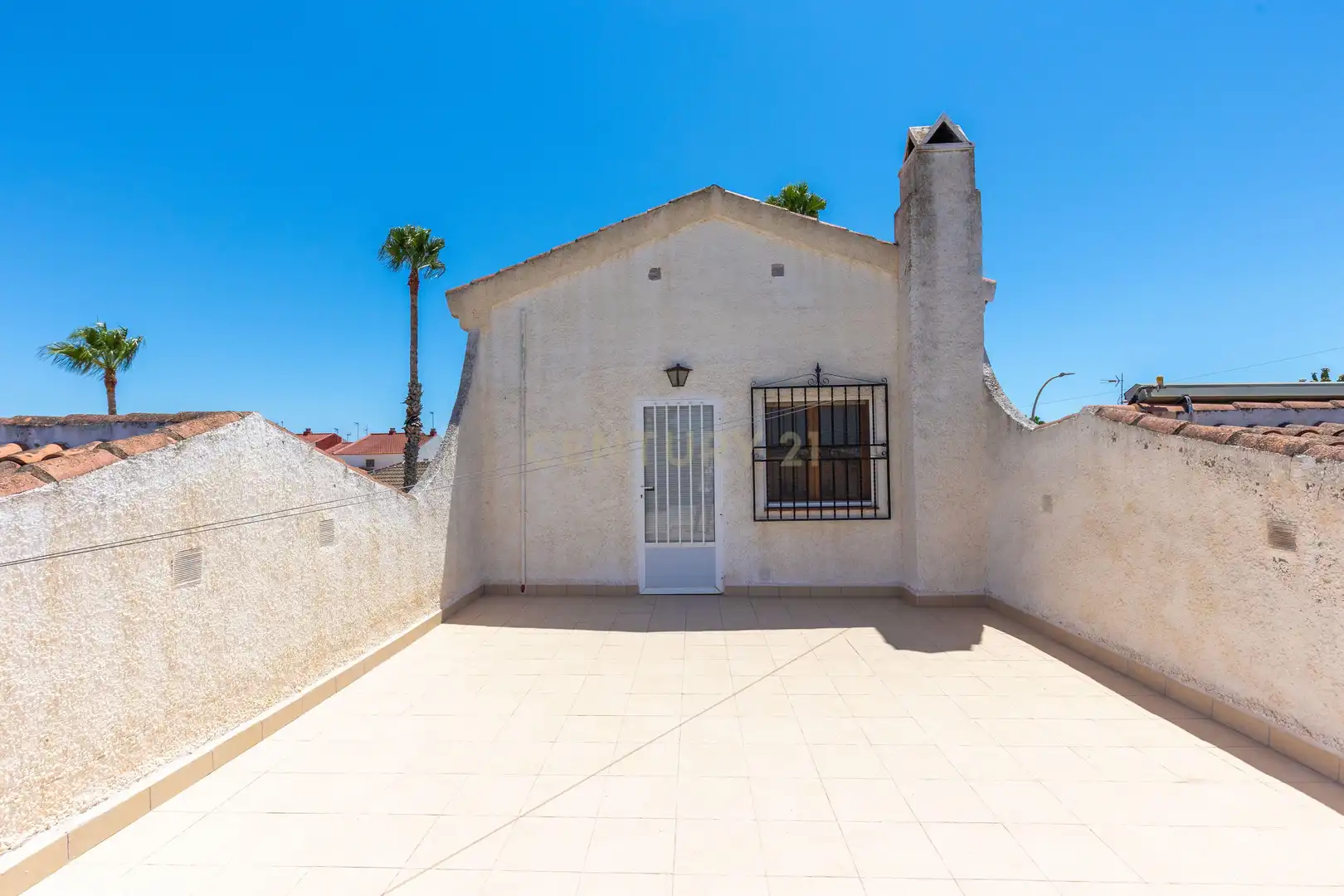 Vista exterior de Casa o chalet en venta en Los Alcázares con Aire acondicionado, Trastero y Piscina