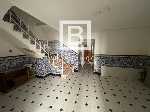 Casa-chalet en Venta en Calle Parras en Jamilena