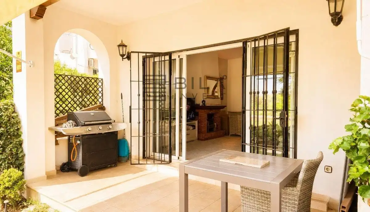 Adosado con piscina en venta en Urb. Valle Verde, imagen 3