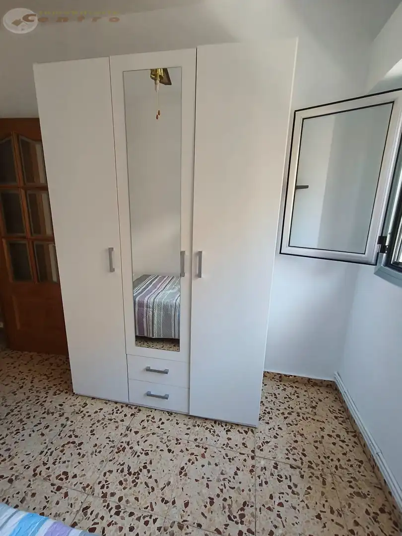 Habitación de Piso para compartir en Albacete con Calefacción, Amueblado y Balcón