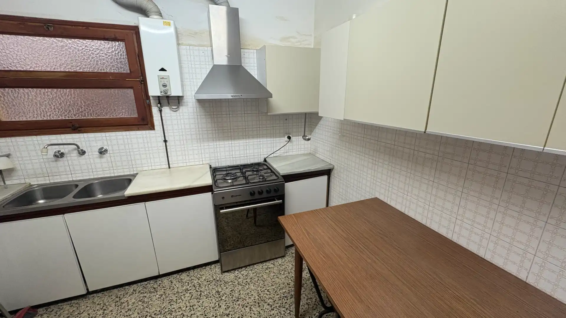 Kitchen of Flat for sale in Vallgorguina  with Terrace and Balcony