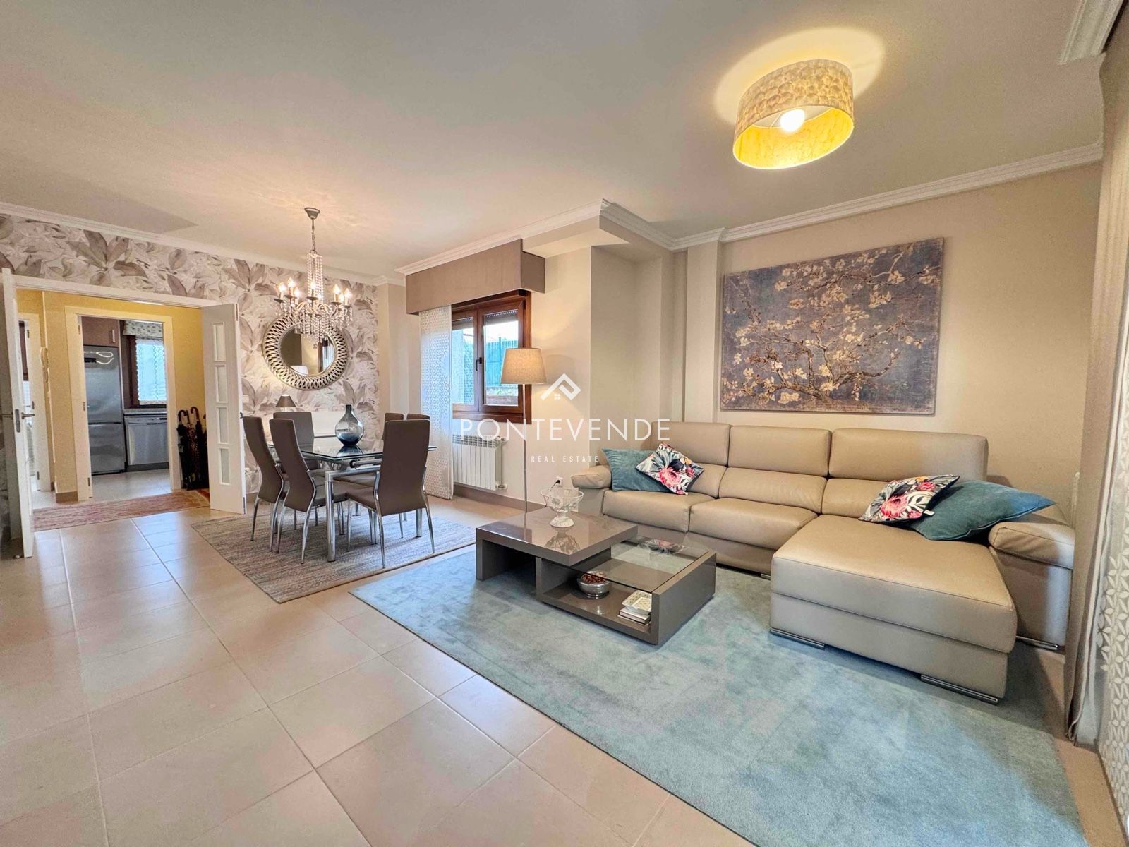 Casa adosada en venda a Vinquiño-Padriñan, Sanxenxo pueblo