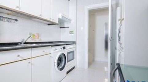 Foto 3 de Piso en venta en Sagarminaga Etxetaldea, Bolueta, Bilbao