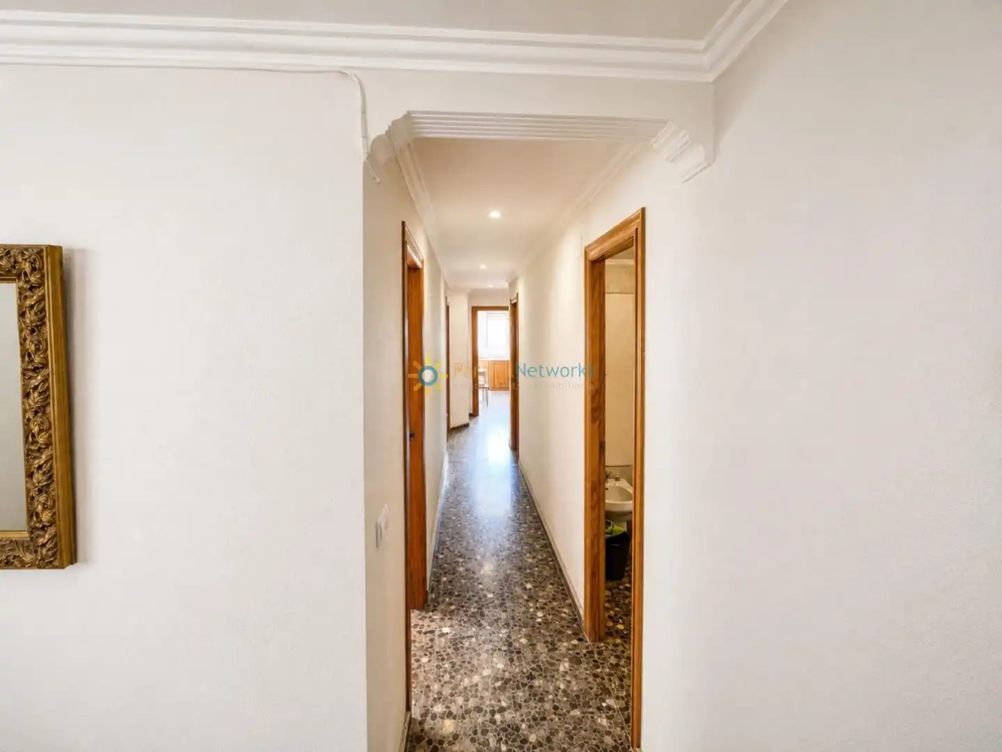 Flat for sale in Oliva  with Air Conditioner and Balcony
