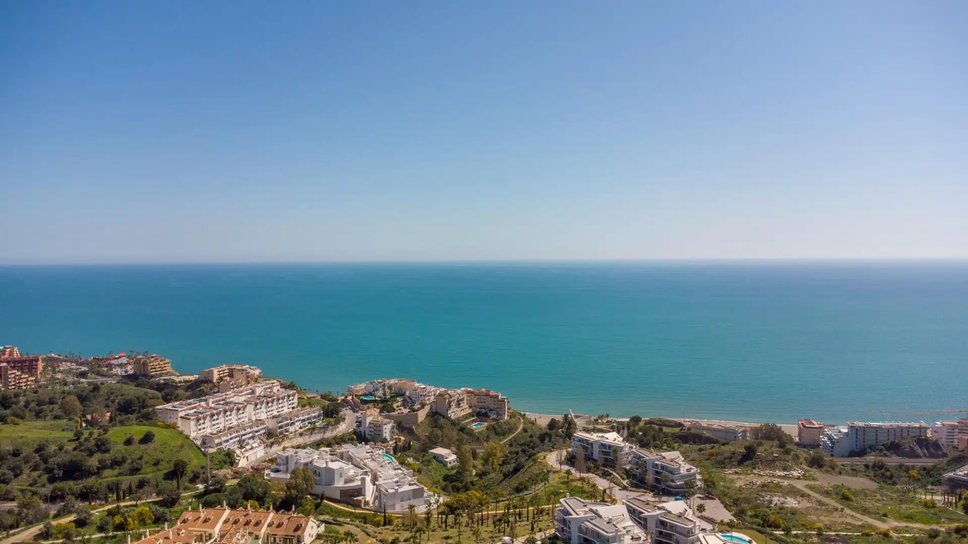 Vista exterior de Apartament en venda en Benalmádena amb Aire condicionat, Calefacció i Terrassa