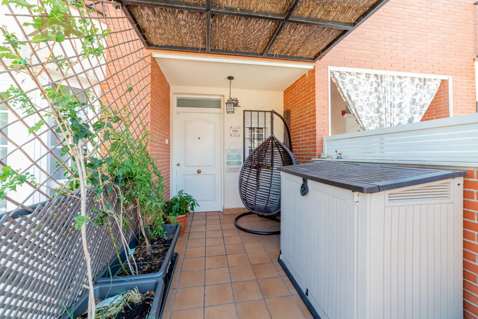Balcony of Houses for sale in Valdemoro  with Air Conditioner, Heating and Parquet flooring