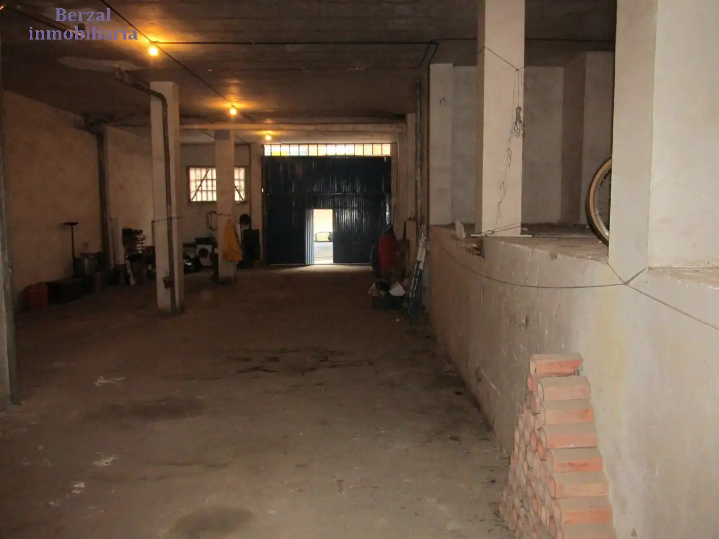 Local comercial en venta en Avenida Avenida de La Rioja, imagen 2