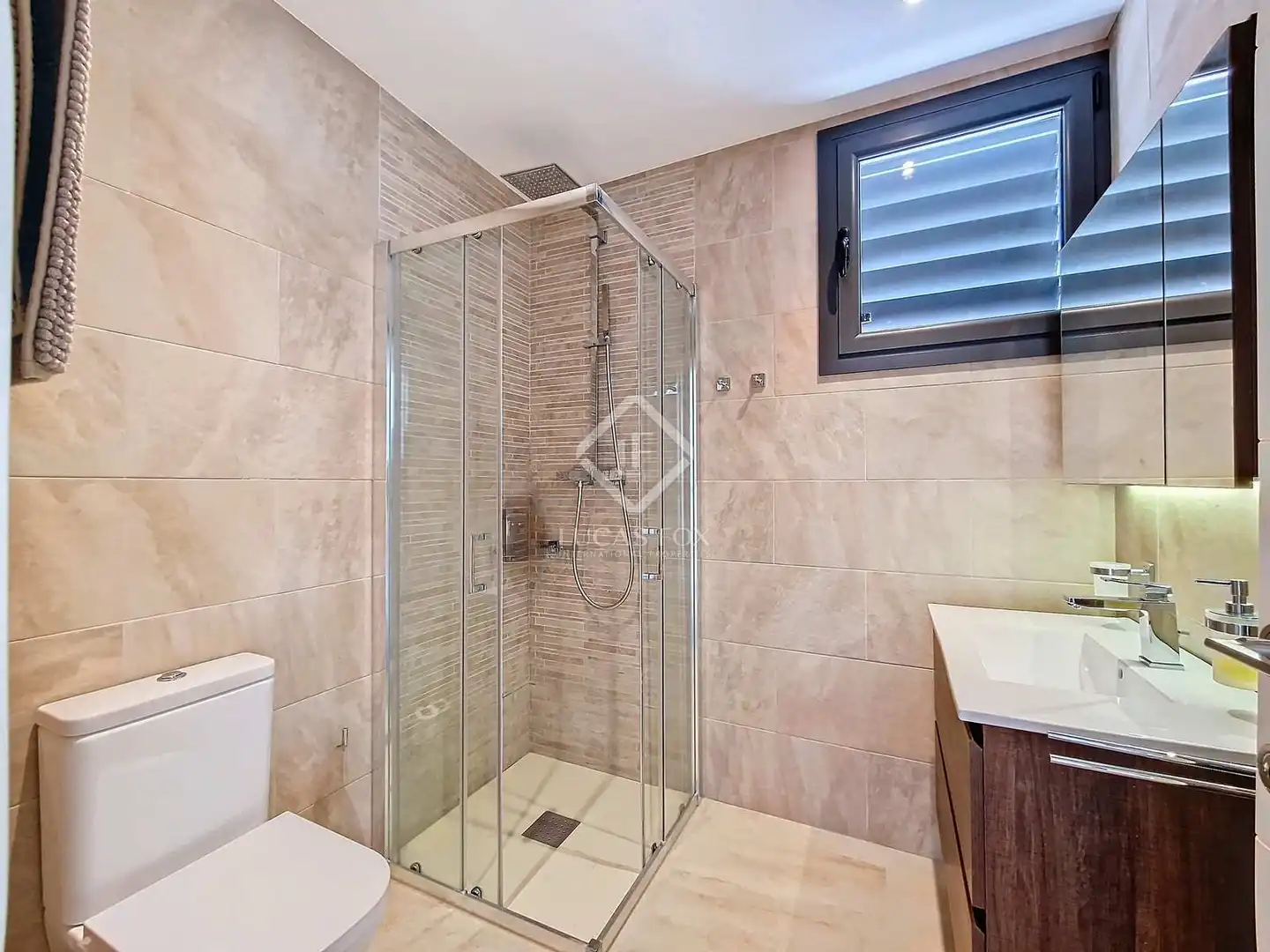 Bany de Casa o xalet de lloguer en Vilanova i la Geltrú amb Aire condicionat, Jardí privat i Terrassa