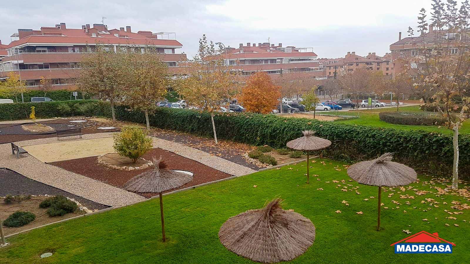 Jardí de Pis de lloguer en Boadilla del Monte amb Aire condicionat, Calefacció i Parquet