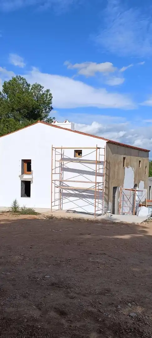 Vista exterior de Finca rústica en venda en El Montmell amb Jardí privat