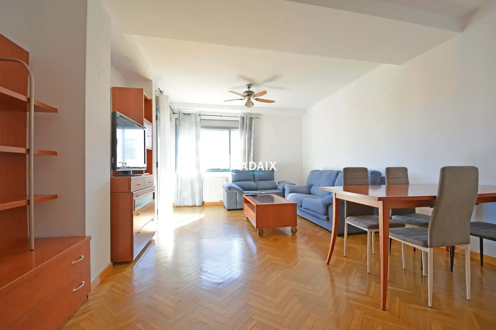 Living room of Flat for sale in Cáceres  with Air Conditioner, Heating and Terrace