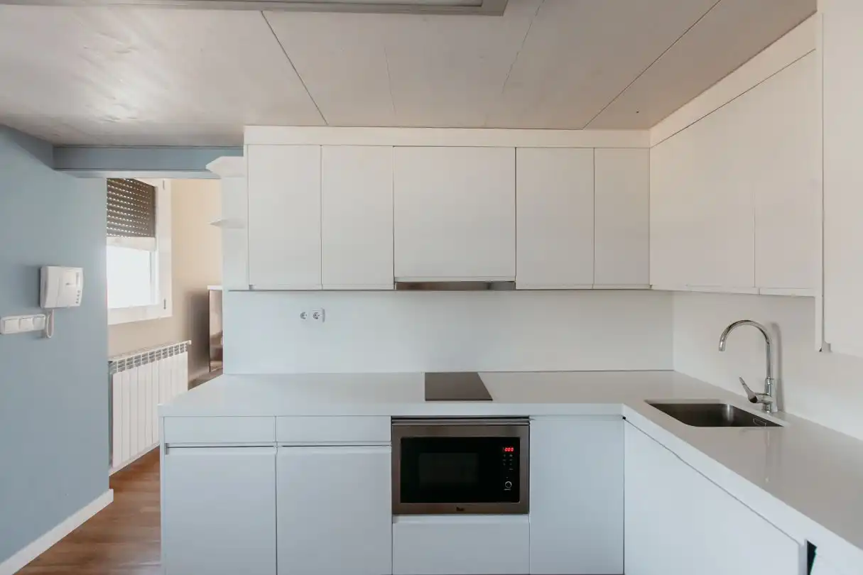 Küche von Dachboden zur Miete in Huesca mit Klimaanlage, Heizung und Terrasse