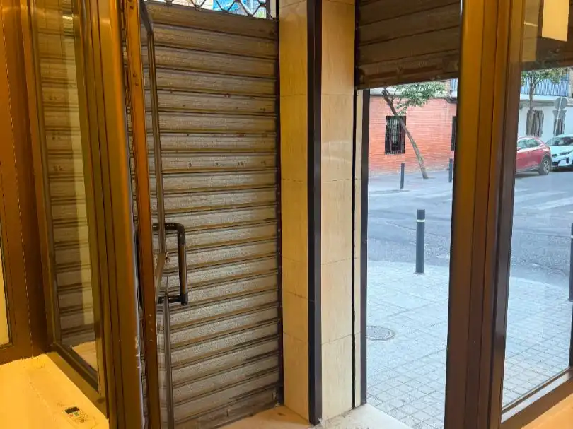 Außenansicht von Geschaftsraum zur Miete in Levante