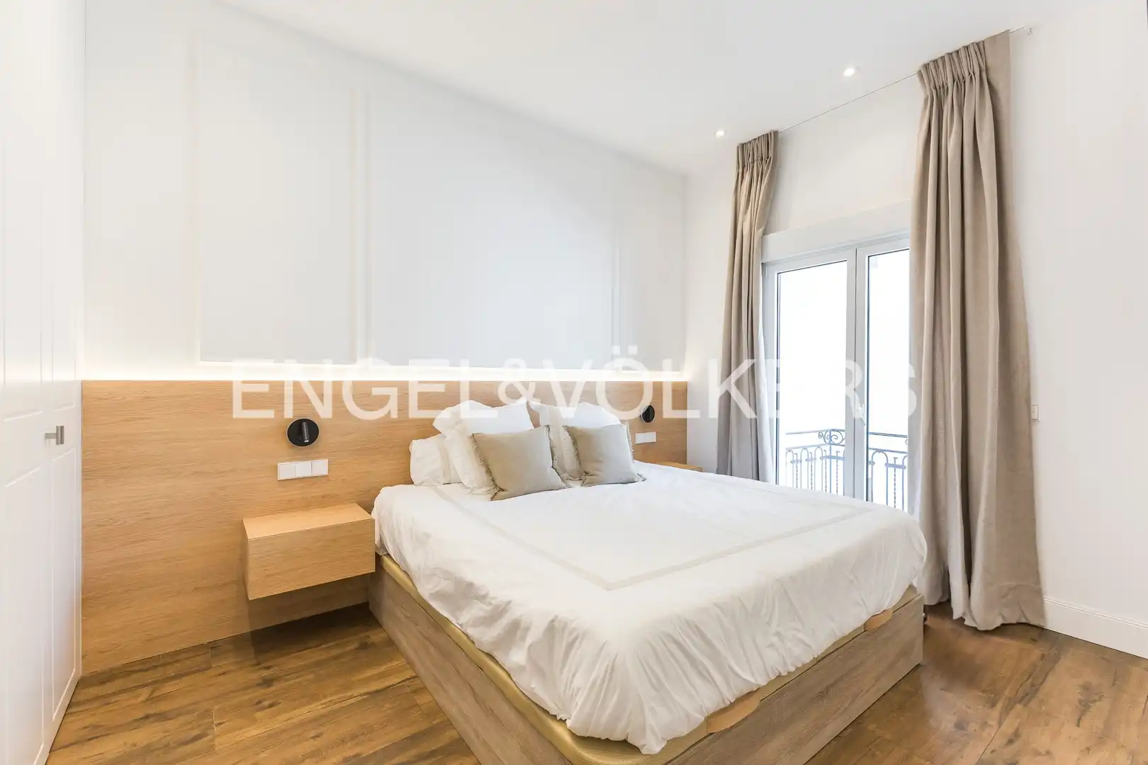 Schlafzimmer von Wohnung zum Verkauf in Madrid mit Klimaanlage, Heizung und Terrasse