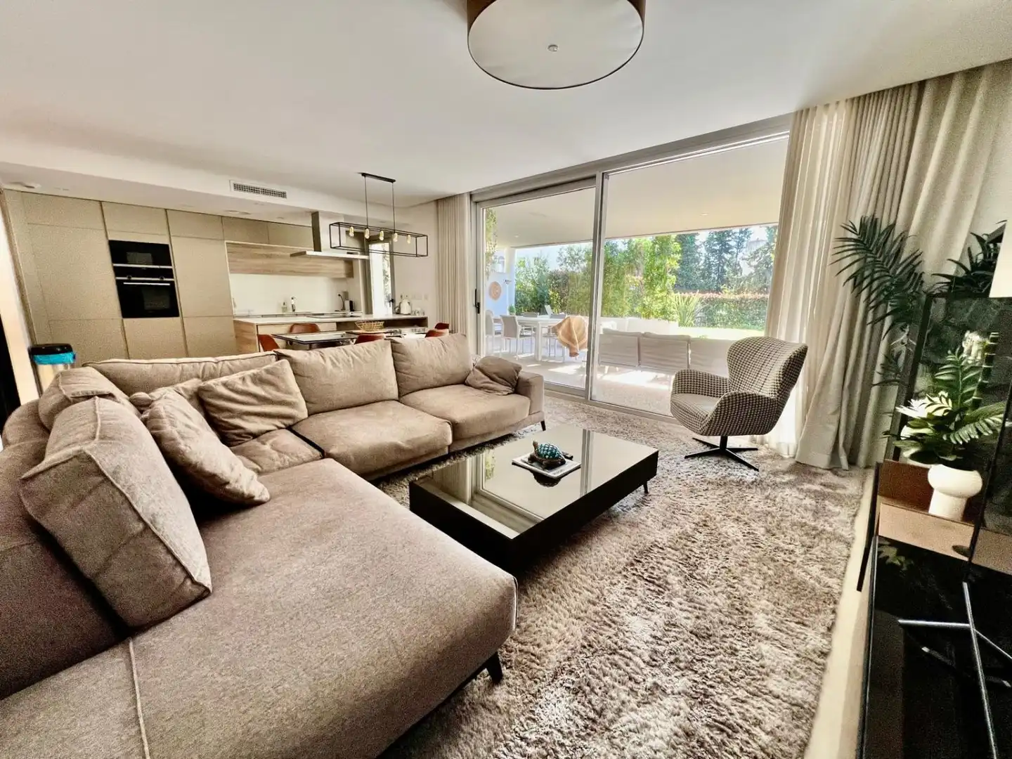 Living room of Apartments for rent in Marbella  with Air Conditioner, Heating and Furnished