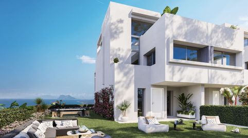 Foto 2 de Casa adosada en venta en Chullera, Manilva