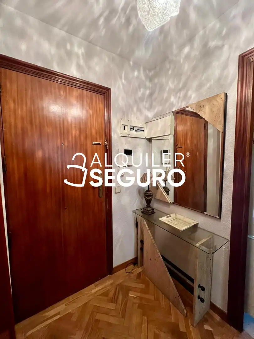 Wohnung zur Miete in Madrid mit Heizung und Möbliert