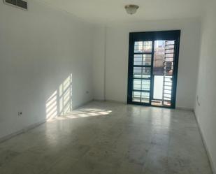 Exterior view of Flat for sale in  Sevilla Capital  with Private garden and Parquet flooring