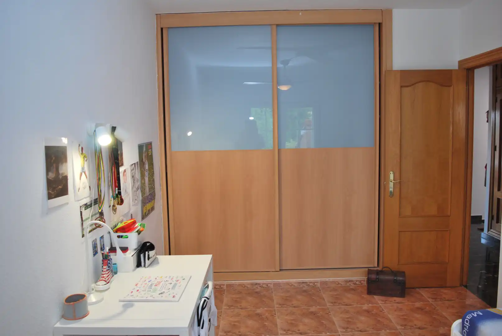 Schlafzimmer von Einfamilien-Reihenhaus zum Verkauf in Valdemorillo mit Privatgarten, Terrasse und Abstellraum