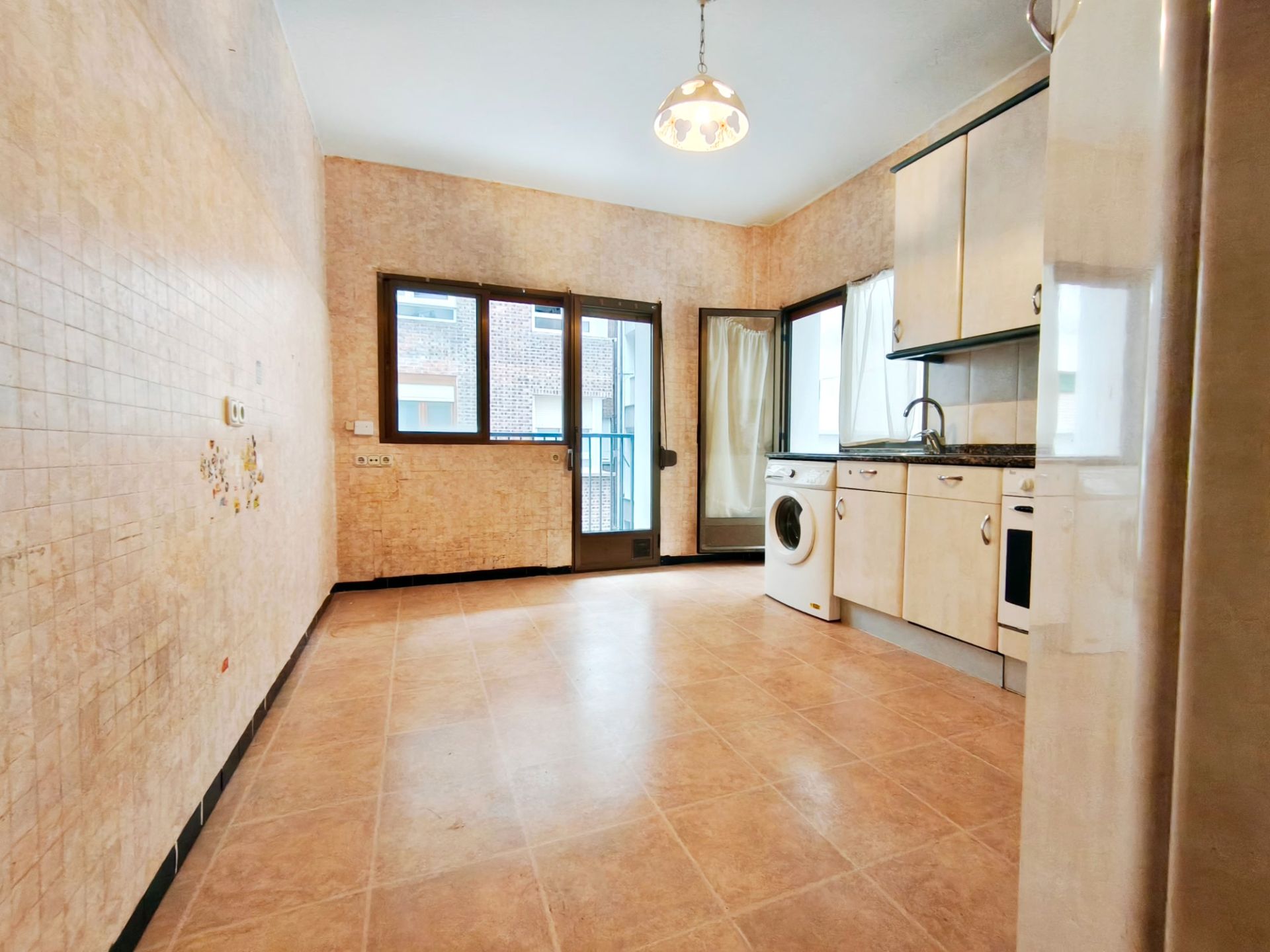 Cocina de Piso en venta en Donostia - San Sebastián  con Terraza y Balcón