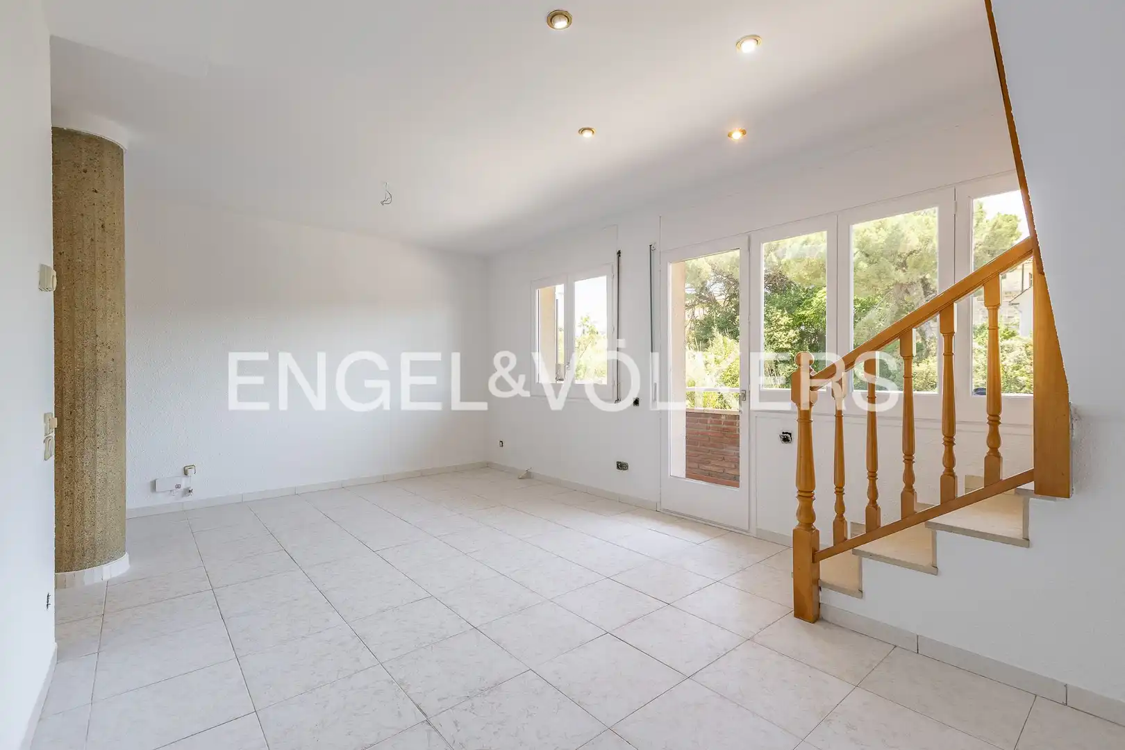 Dúplex en venta en Palau-solità i Plegamans con Calefacción, Terraza y Balcón