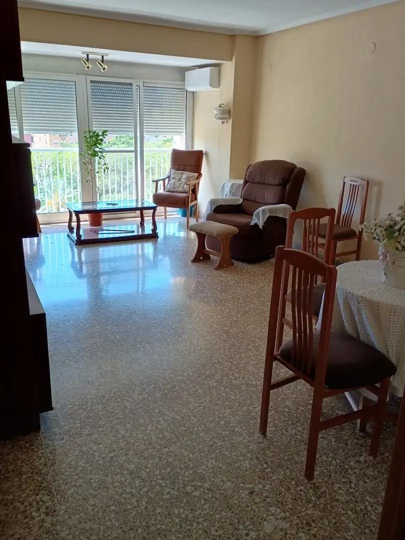 Living room of Flat for sale in Valencia  with Air Conditioner and Heating