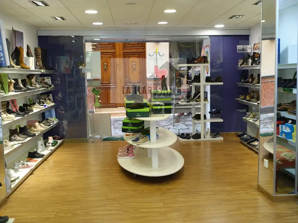 Local comercial en venda a Calle Sant Francesc