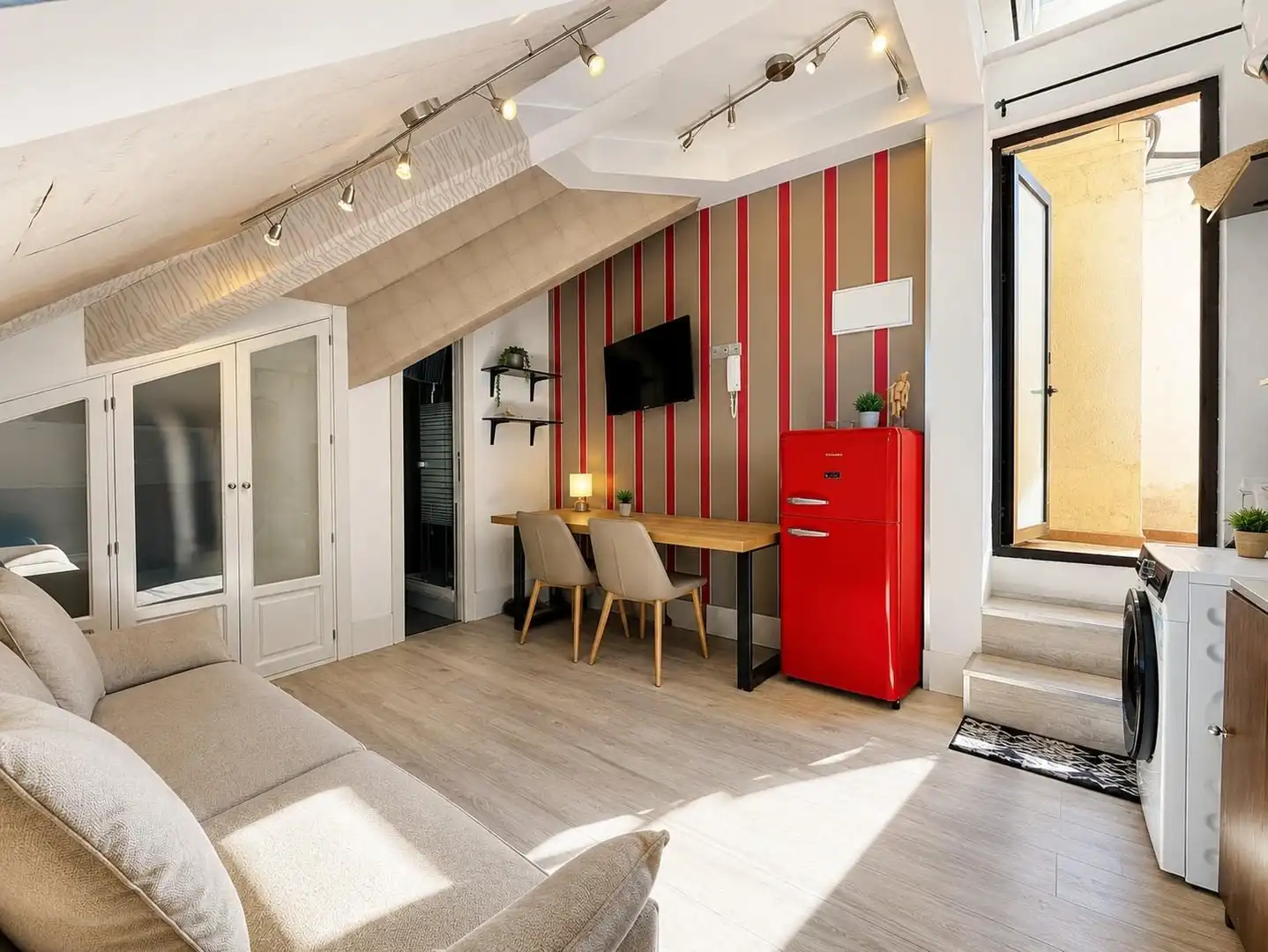 Living room of Study for sale in Madrid  with Air Conditioner, Heating and Terrace