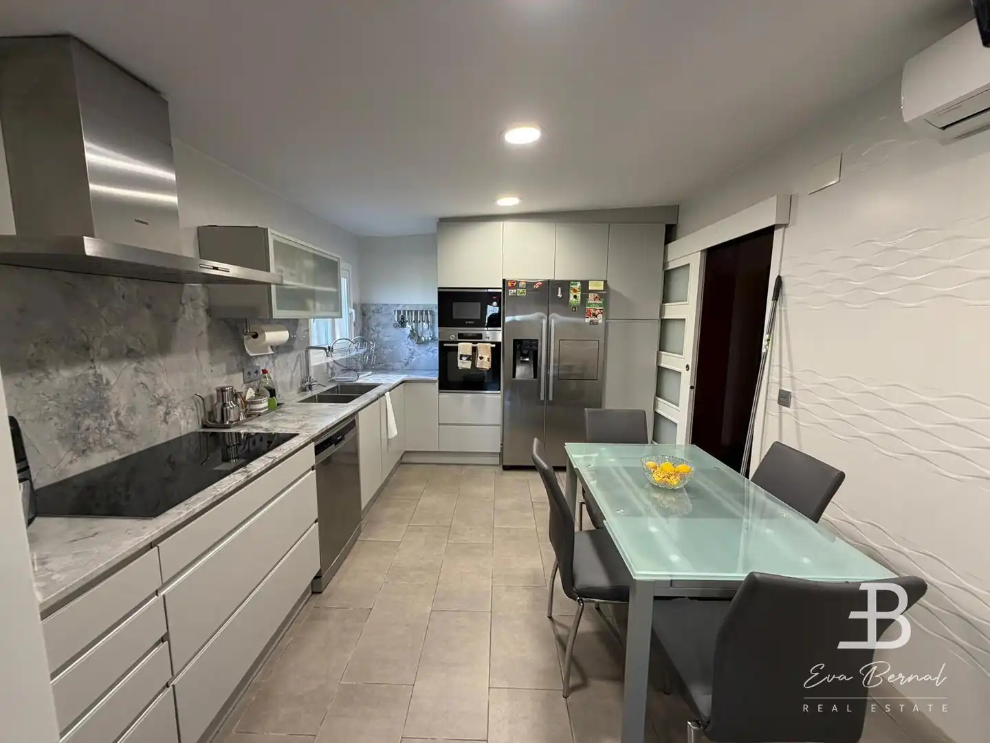 Cuina de Casa o xalet en venda en Riudoms amb Aire condicionat, Jardí privat i Terrassa