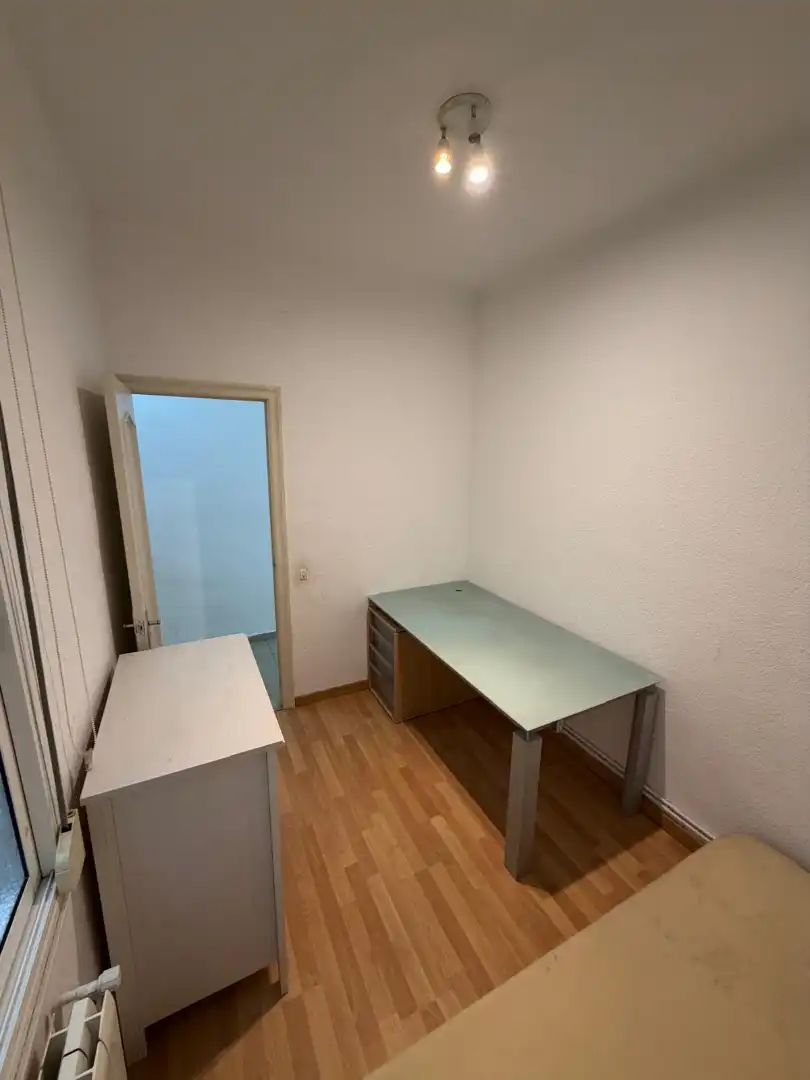 Piso en venta en Sabadell con Calefacción y Balcón