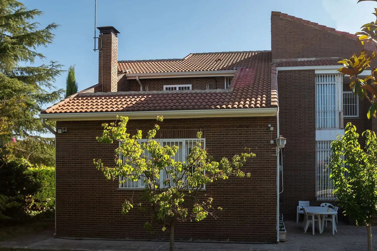 Exterior view of Study for rent in Villanueva de la Cañada  with Air Conditioner, Private garden and Terrace