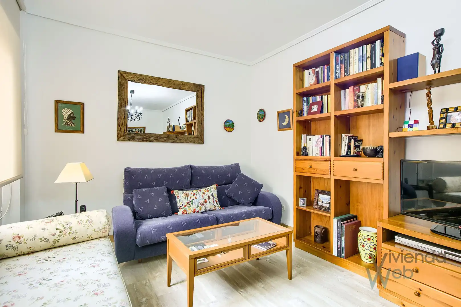 Living room of Flat for rent in Madrid  with Air Conditioner, Heating and Parquet flooring