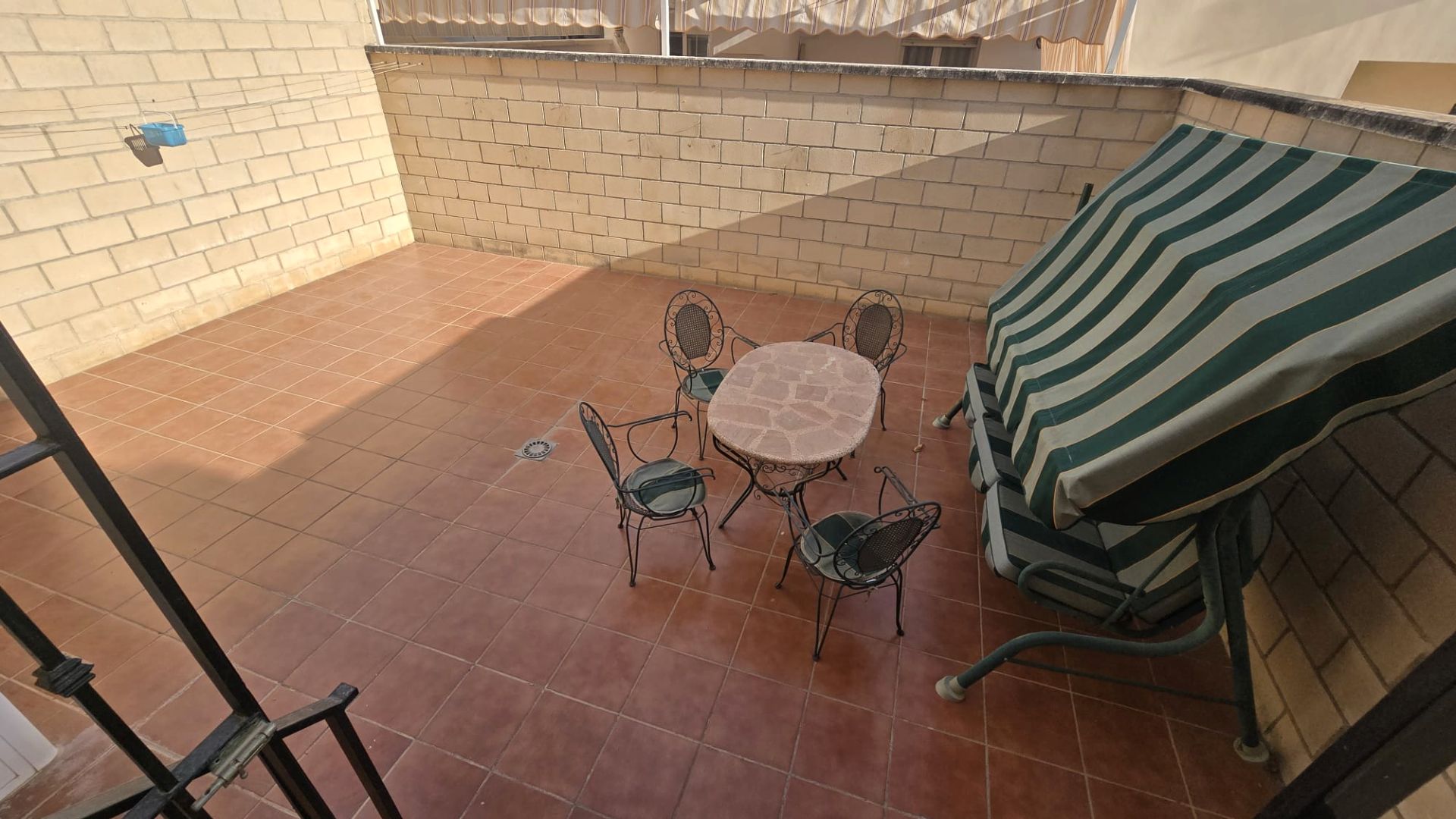 Terraza de Casa adosada en venta en Úbeda con Aire acondicionado, Calefacción y Jardín privado
