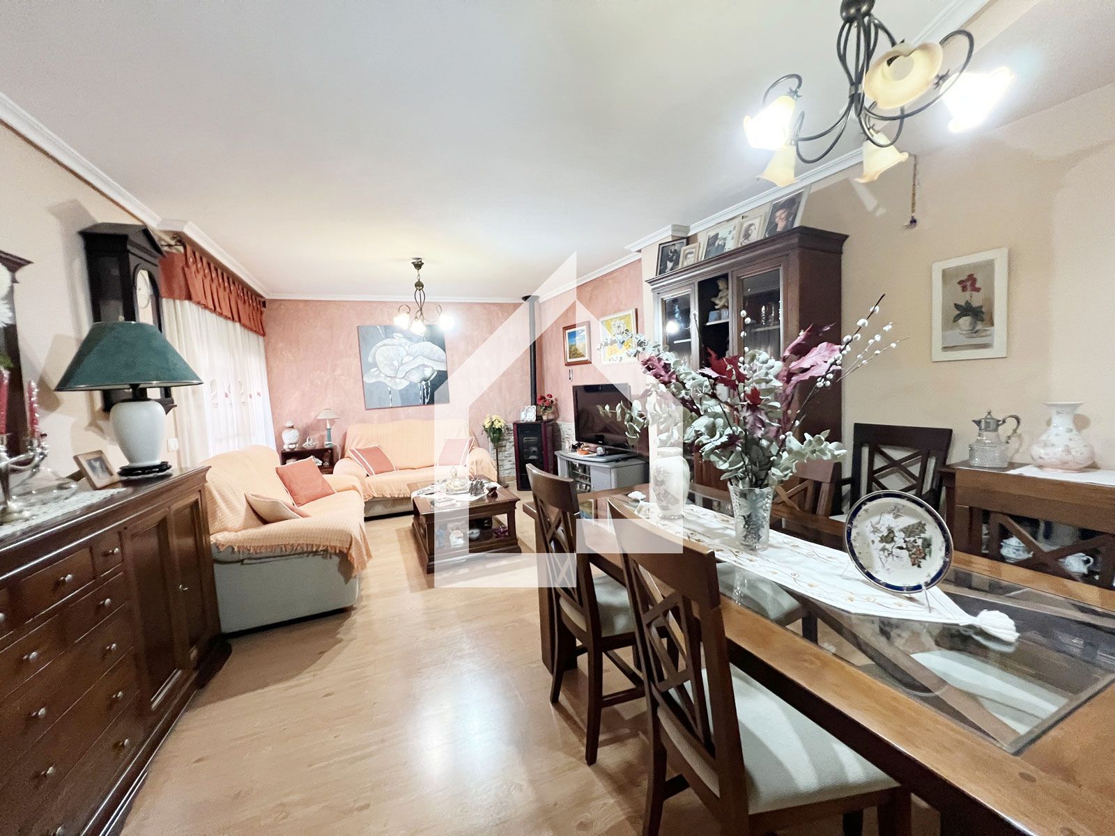 Living room of Single-family semi-detached for sale in San Vicente del Raspeig / Sant Vicent del Raspeig  with Air Conditioner, Parquet flooring and Terrace