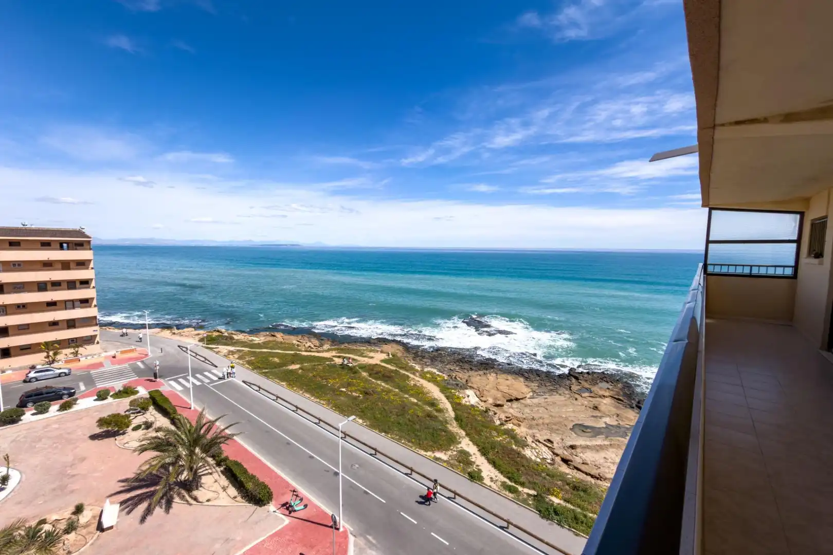 Vista exterior de Pis en venda en Torrevieja amb Terrassa, Moblat i Balcó