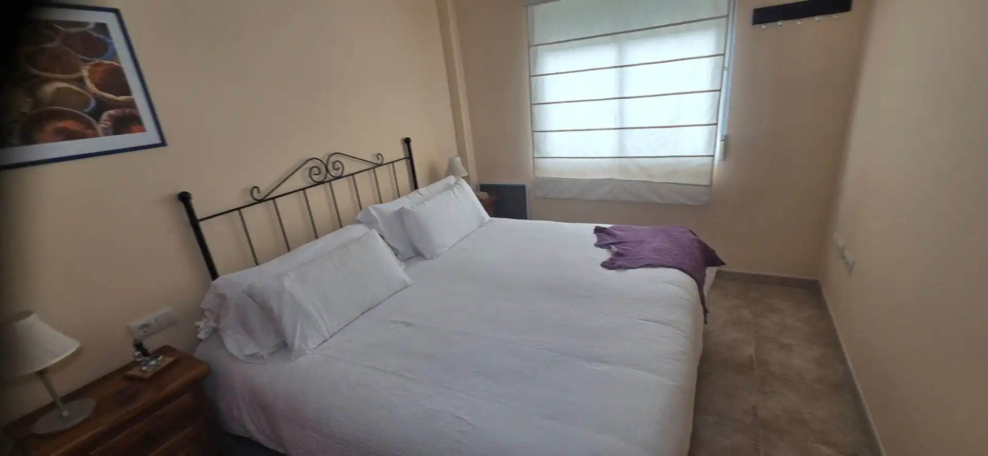 Habitación de Casa adosada en venta en Salinas con Amueblado, Horno y Lavadora