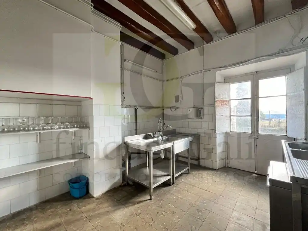 Küche von Büro zur Miete in Sallent mit Klimaanlage und Terrasse