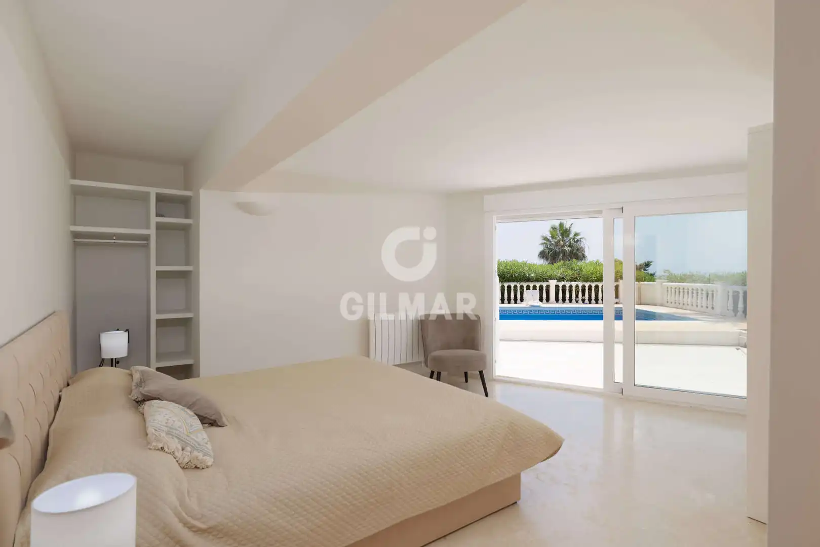 Dormitori de Casa o xalet en venda en Sotogrande amb Calefacció, Jardí privat i Piscina