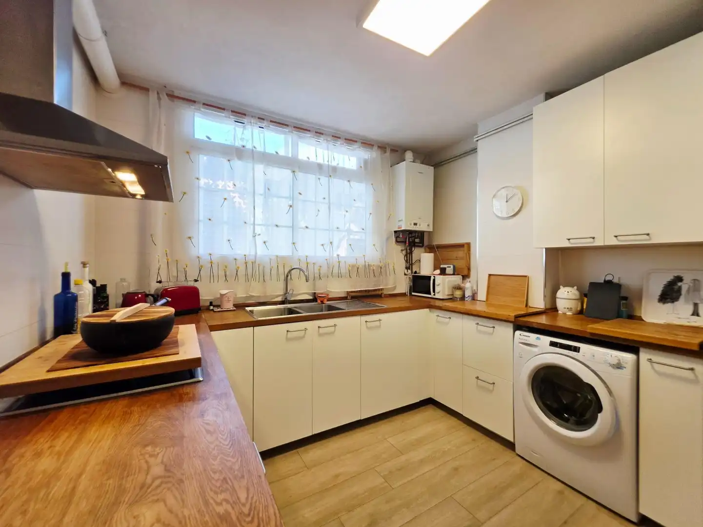 Kitchen of Flat for sale in Castelldefels  with Heating, Parquet flooring and Terrace