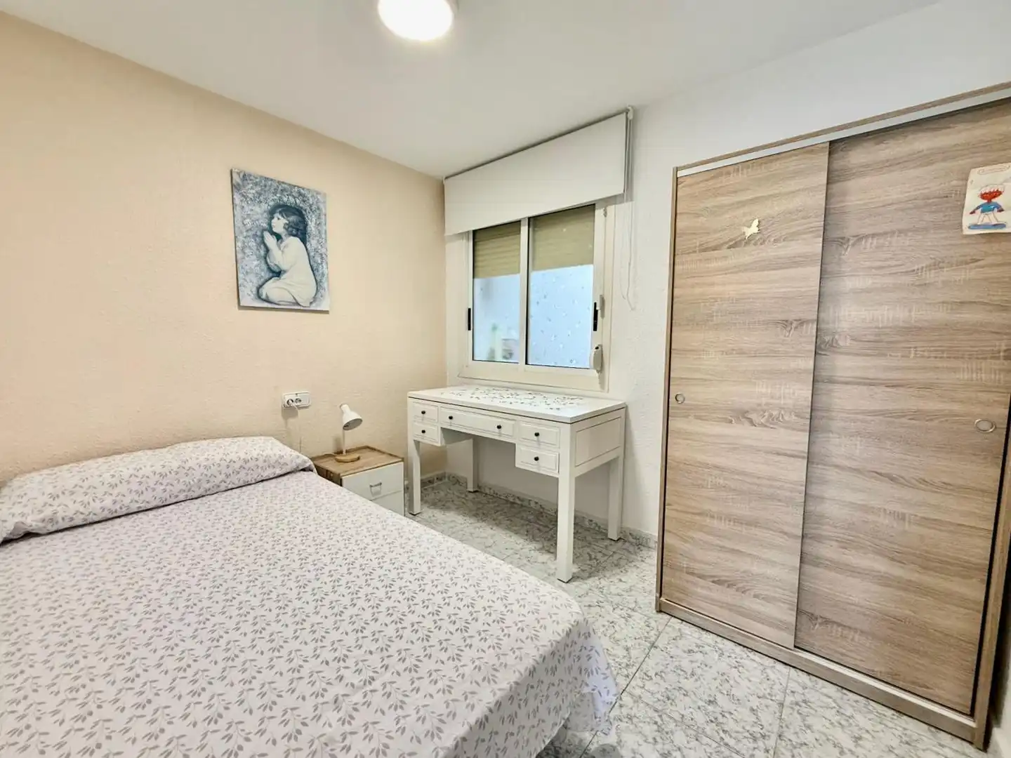 Habitación de Apartamento en venta en Benidorm con Terraza y Amueblado