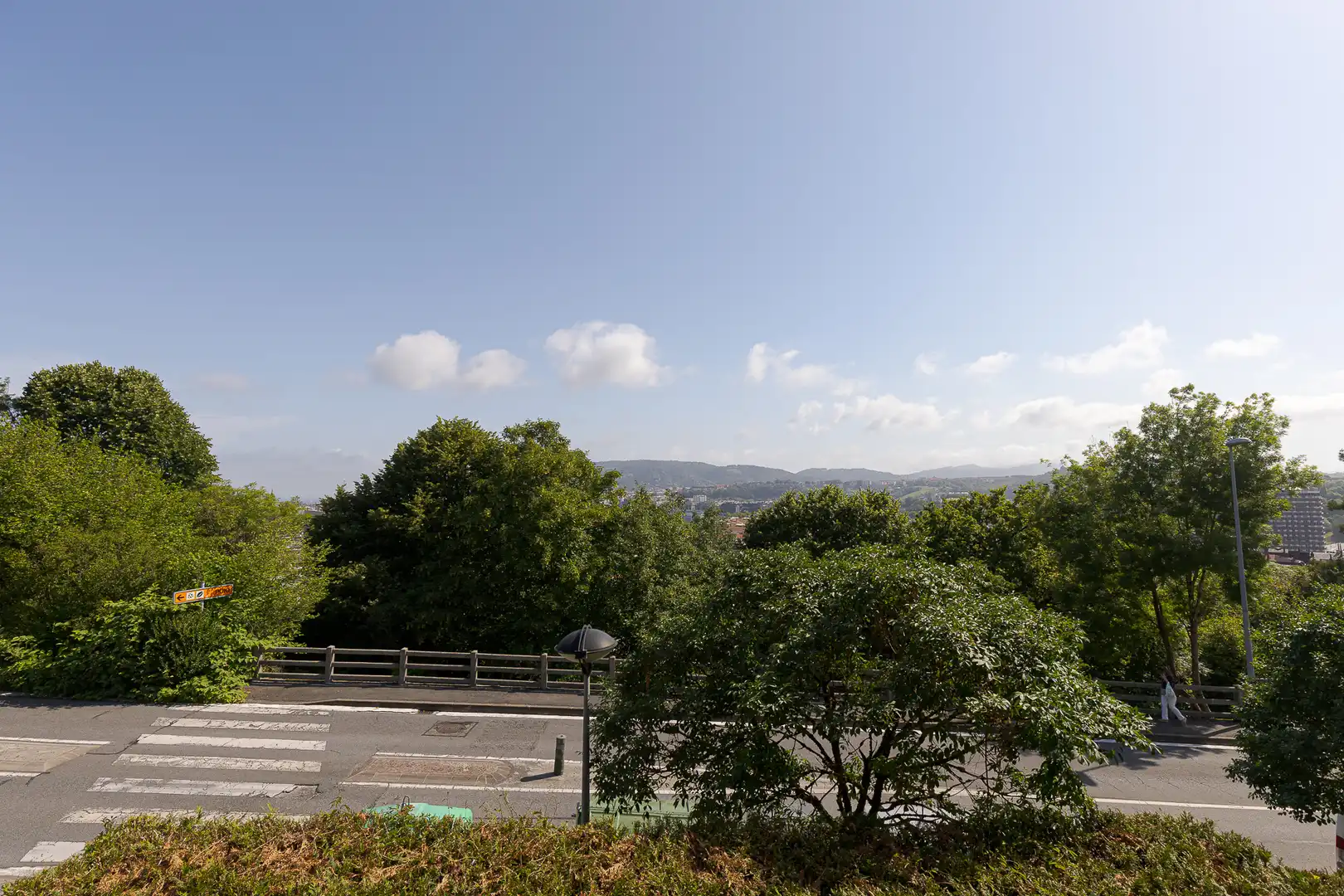 Vista exterior de Dúplex en venda en Donostia - San Sebastián  amb Calefacció, Jardí privat i Parquet